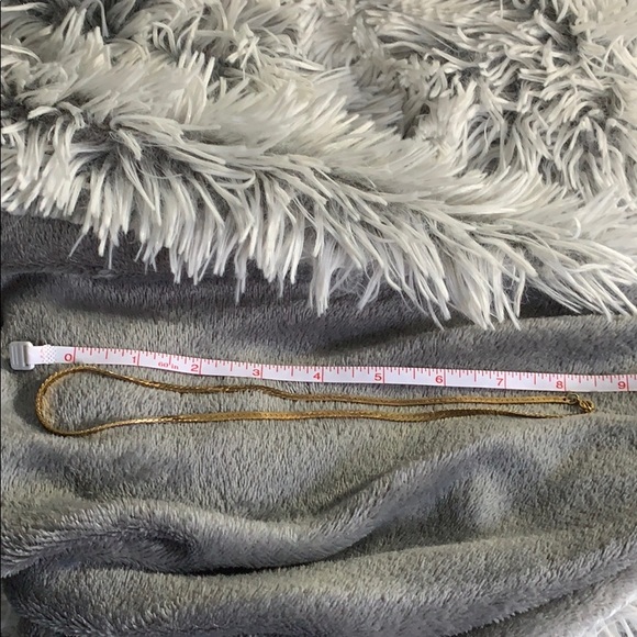 Gold Chain - Picture 3 of 4